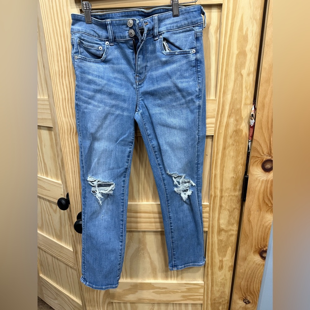 American Eagle cropped jeans